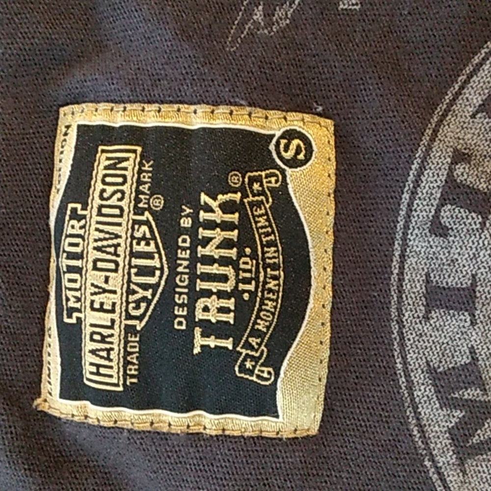 A-2 Harley Davidson Trunk -Vintage limited edition Ladies tee shirt size… - Picture 6 of 9